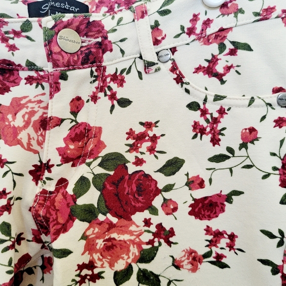 Shinestar Stretchy Flattering Red Pink Floral Rose Skinny Jean Jeggings Medium - Picture 3 of 11